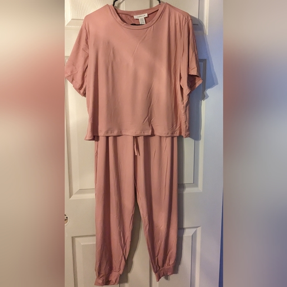 2 piece lounge set - Picture 2 of 6